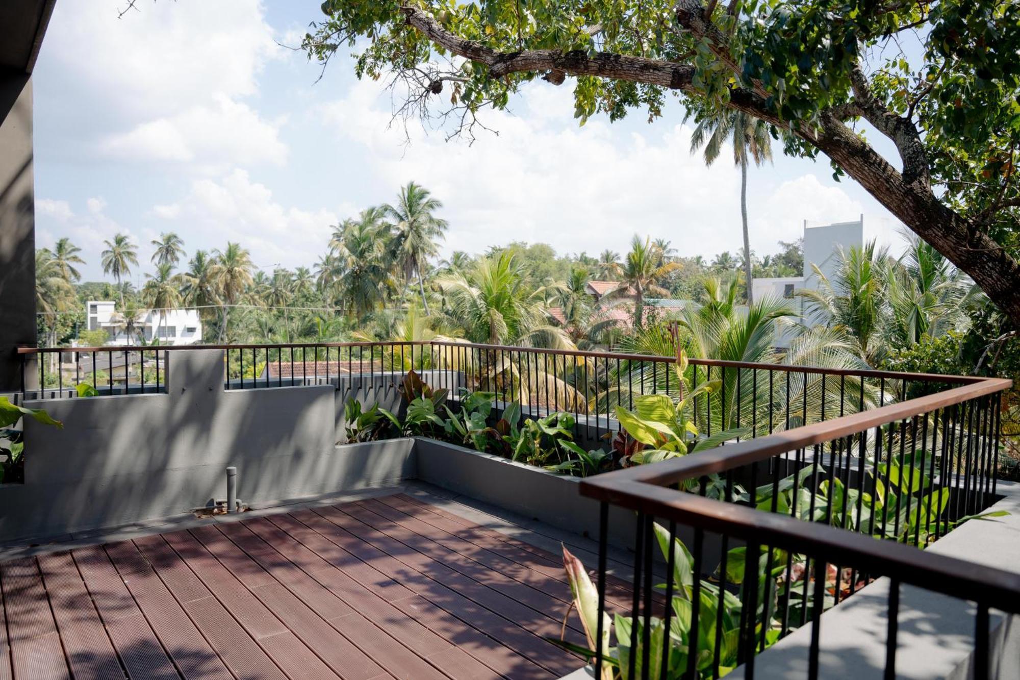 Bohemian Nest Hotel Negombo Exterior photo