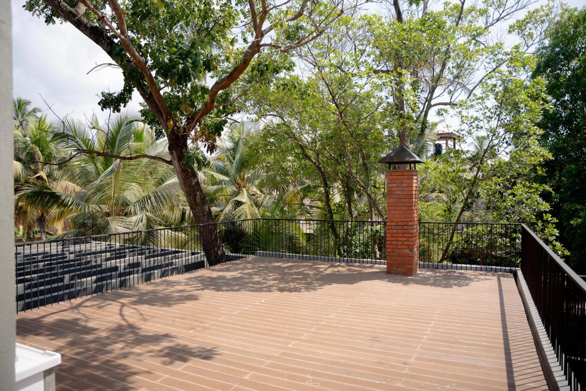 Bohemian Nest Hotel Negombo Exterior photo