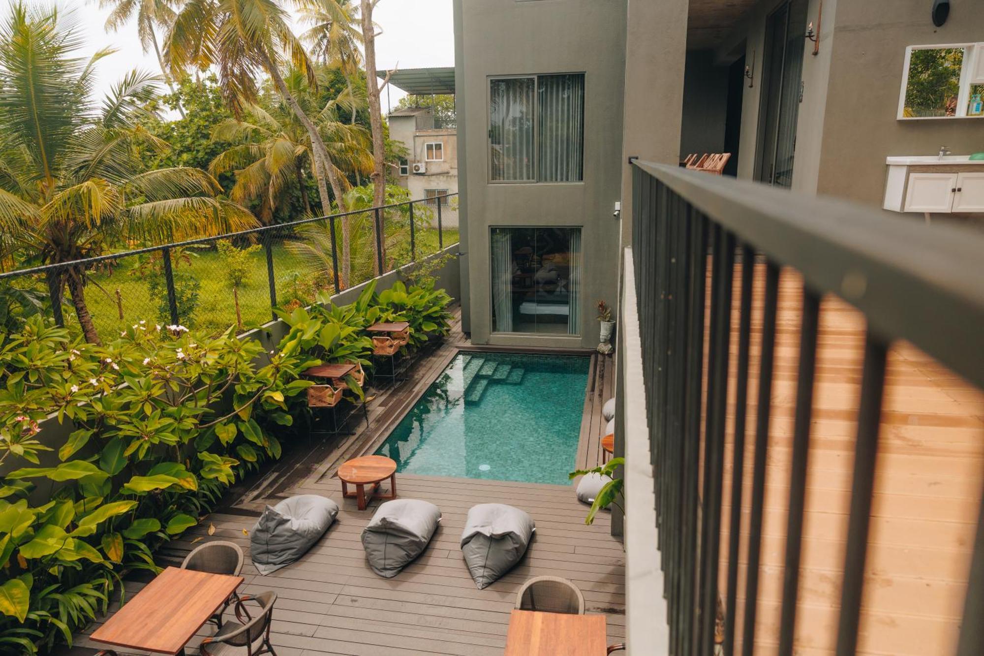 Bohemian Nest Hotel Negombo Exterior photo